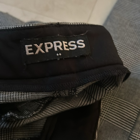 Express Columnist Ankle Dress Pants Size 4 - Picture 2 of 3